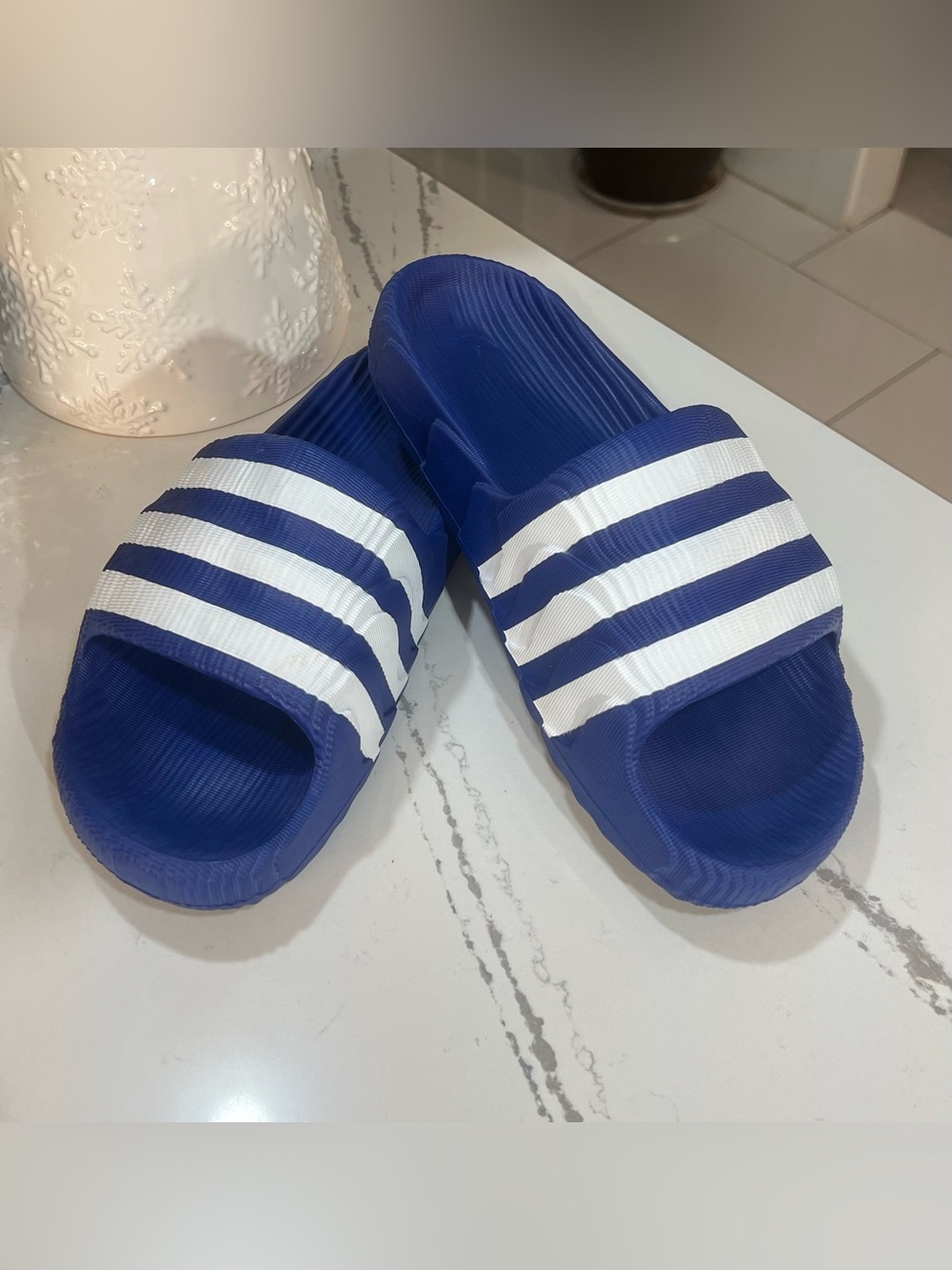 adidas Originals Adilette 22 Slides Royal Blue White Stripes UK 11 / US 11.5-12